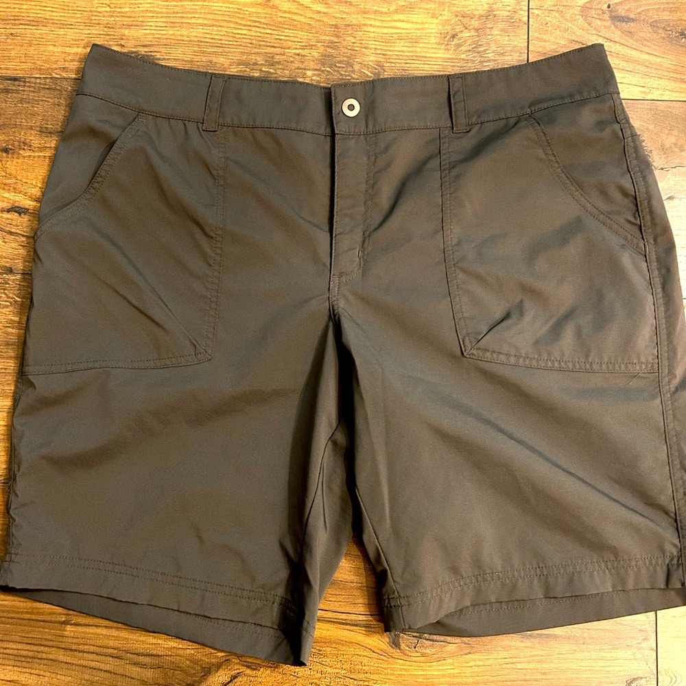 Women’s Columbia Omni-Shield Shorts
